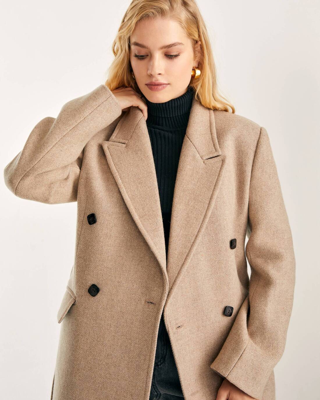 Structured short coat